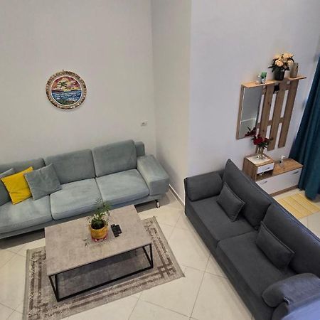 Apartament Me Qera Dublex Lungomare Vlore Ngoại thất bức ảnh