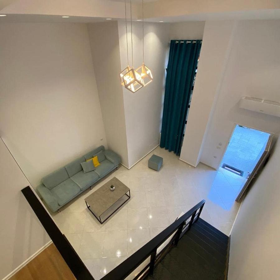 Apartament Me Qera Dublex Lungomare Vlore Ngoại thất bức ảnh