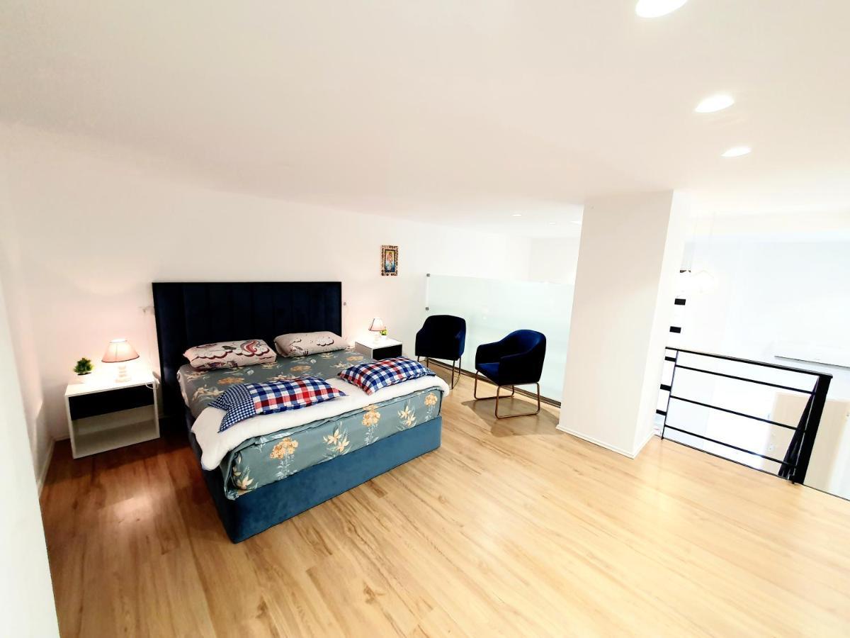 Apartament Me Qera Dublex Lungomare Vlore Ngoại thất bức ảnh