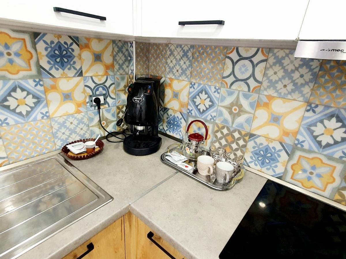 Apartament Me Qera Dublex Lungomare Vlore Ngoại thất bức ảnh